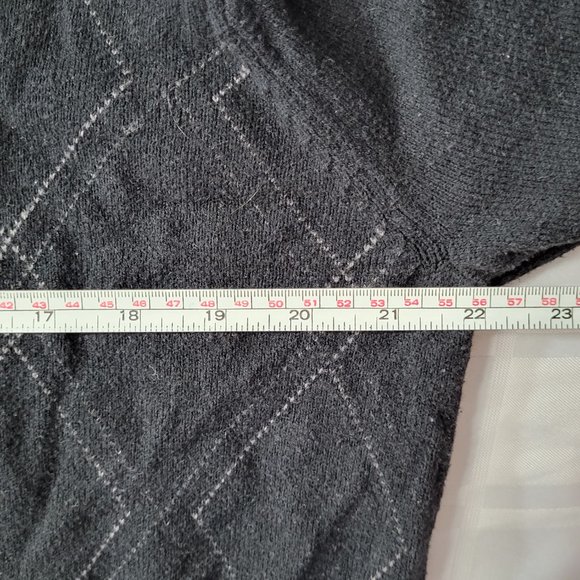 ARROW MENS SWEATER CASUAL FORMAL WEAR SIZE LARGE DIAMOND PATTERN - Picture 12 of 13